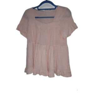 Oddy Babydoll size small top.            LTOP220